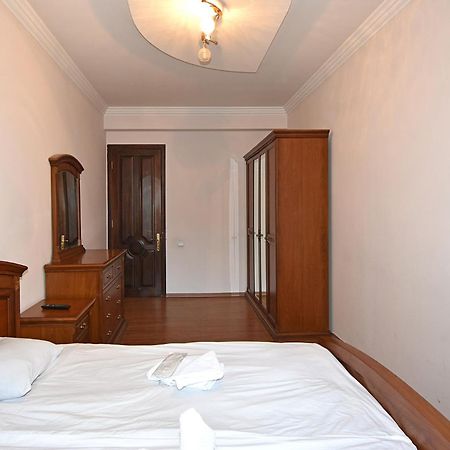 Rent Inn Yerevan On North Avenue Ngoại thất bức ảnh