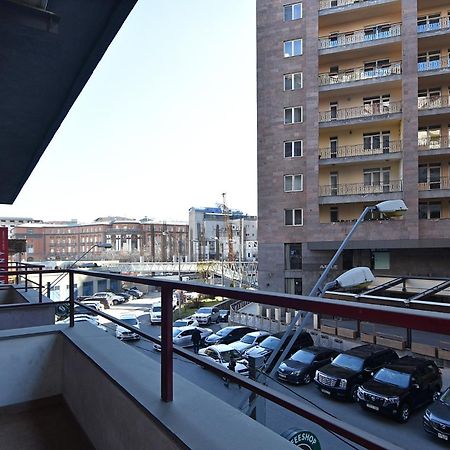 Rent Inn Yerevan On North Avenue Ngoại thất bức ảnh