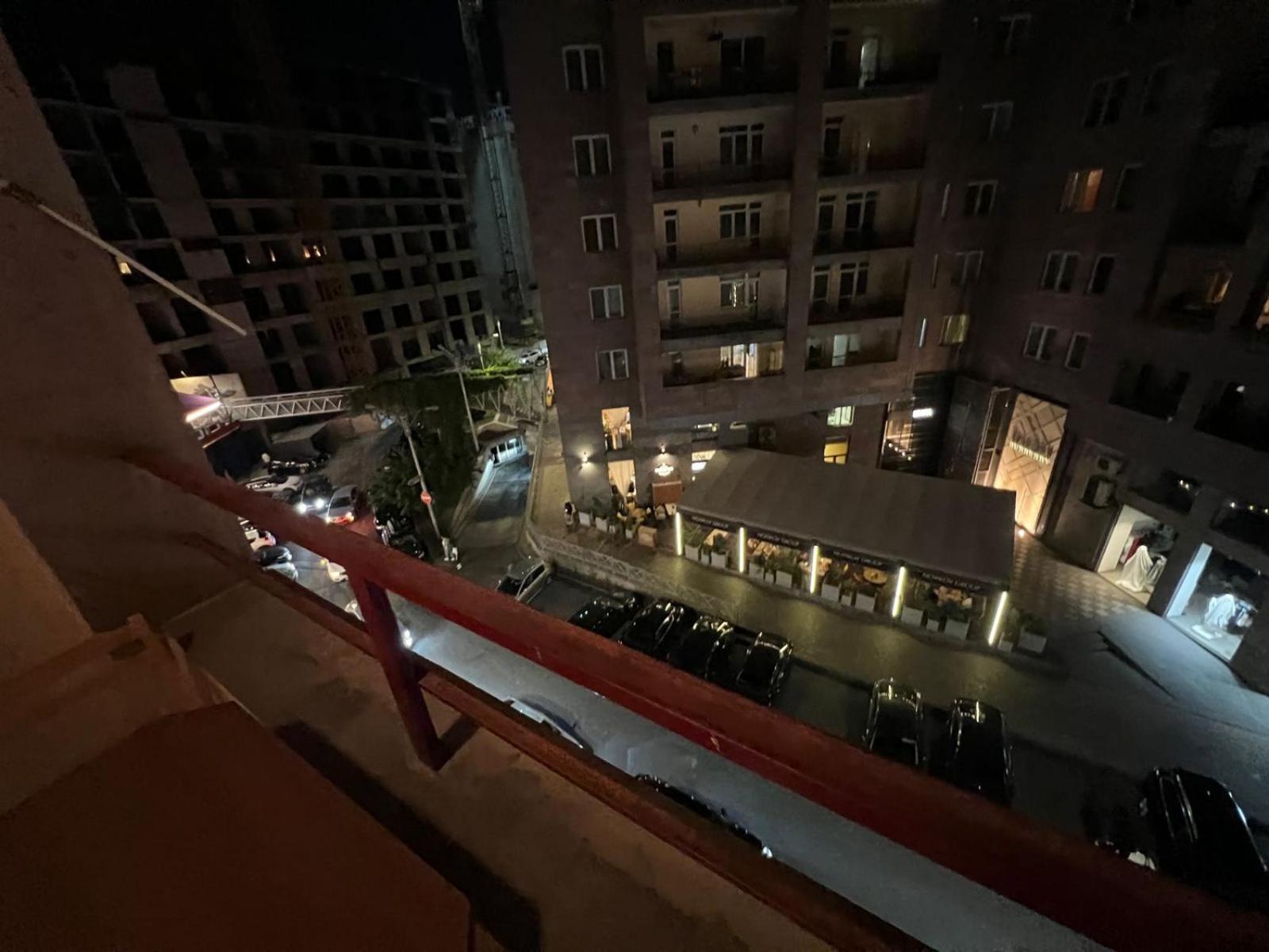 Rent Inn Yerevan On North Avenue Ngoại thất bức ảnh