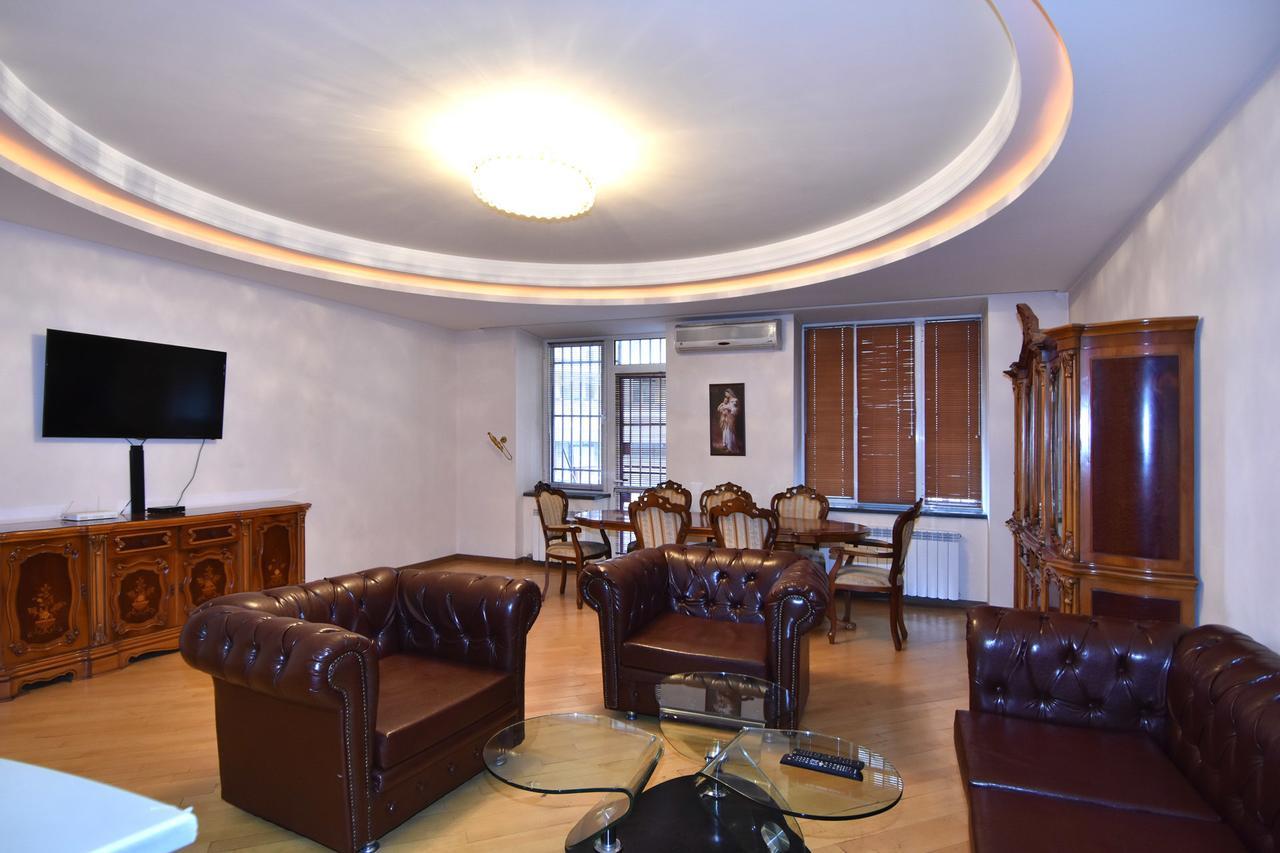 Rent Inn Yerevan On North Avenue Ngoại thất bức ảnh